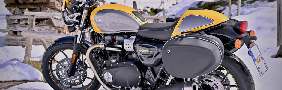 motorcycle-4112555_1920